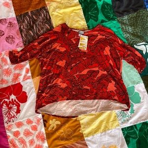Manuhealii- nwt top